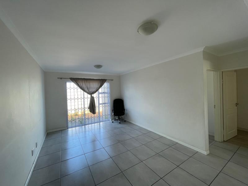 2 Bedroom Property for Sale in Heathfield Western Cape